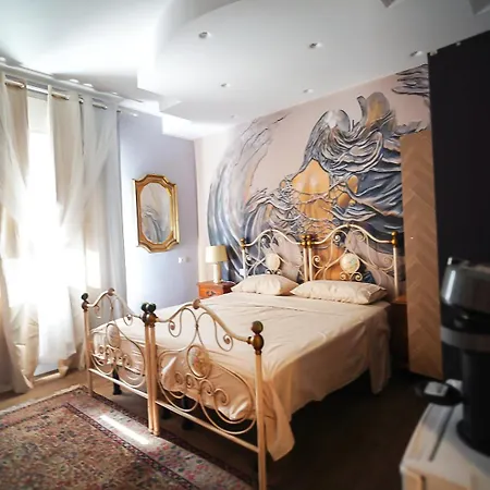 Pura Vida Luxury *