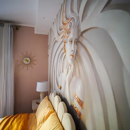 Pura Vida Luxury